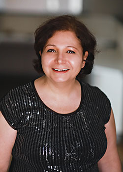 Dr Yeghiasarian